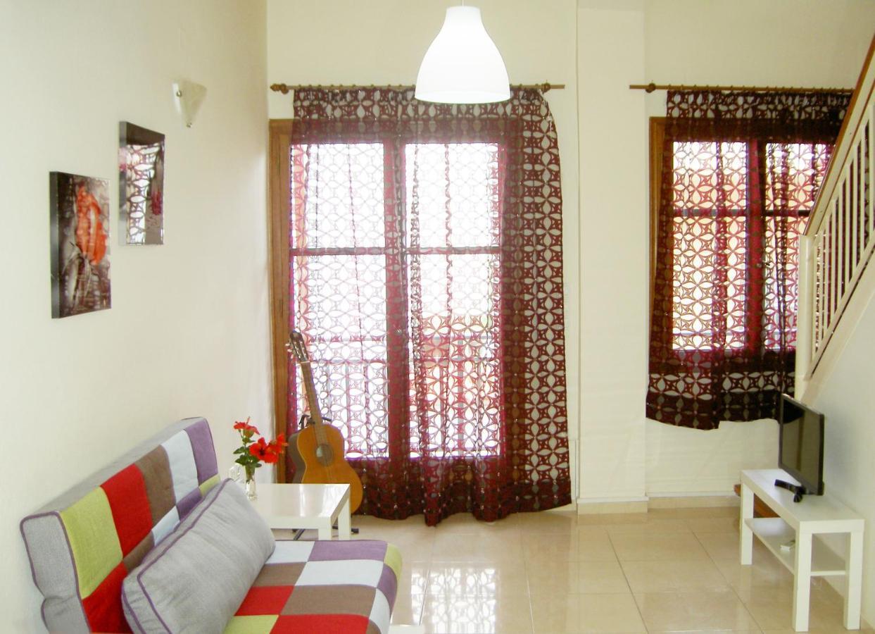 Mat Old Town Apartments L 罗希姆诺 外观 照片