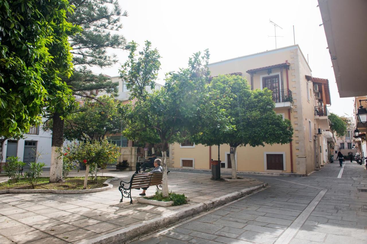 Mat Old Town Apartments L 罗希姆诺 外观 照片