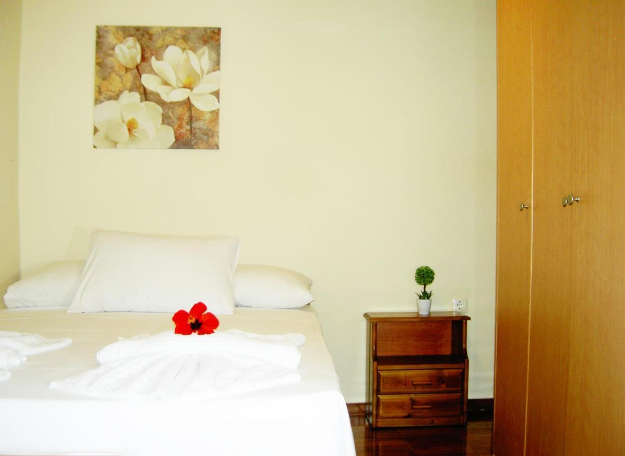 Mat Old Town Apartments L 罗希姆诺 外观 照片