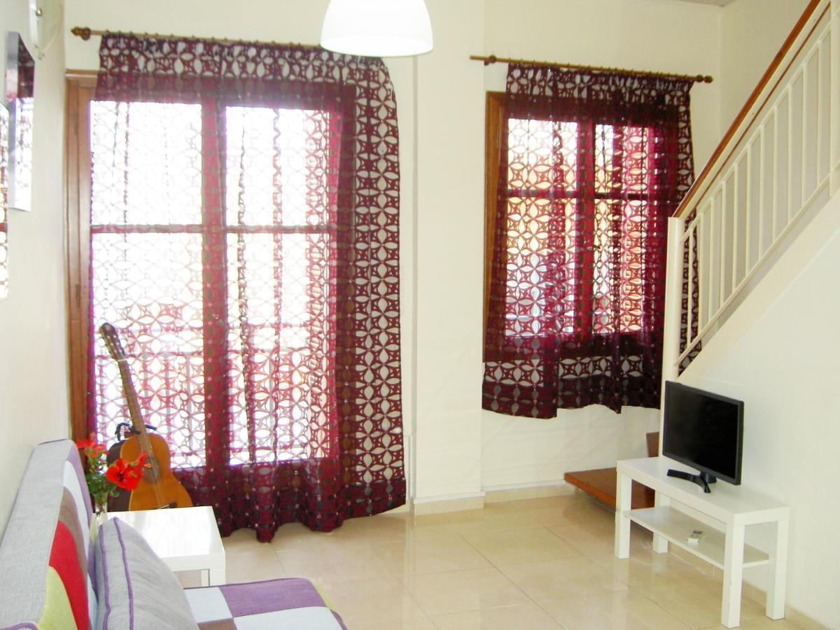 Mat Old Town Apartments L 罗希姆诺 外观 照片