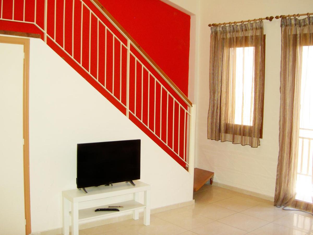 Mat Old Town Apartments L 罗希姆诺 外观 照片